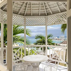 Pampered In Paradise Columbus Heights 2 Bedroom Penthouse Condo Near Ian Fleming Airport Apartment